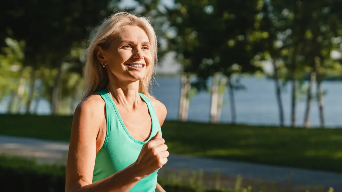 À 45 ans, j’ai arrêté la course à pied : voici l’activité idéale que j’ai choisie pour rester en forme sans douleurs ni lassitude